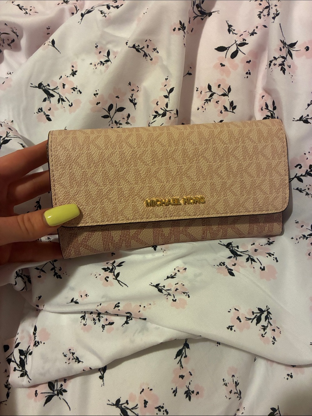 Michael Kors Blush Pink Signature Continental Wallet with Gold Logo